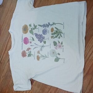 Mighty Fine Cream Graphic Tee Size L